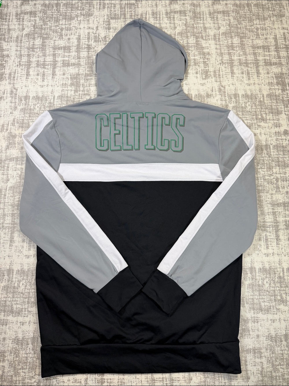 NBA Boston Celtics Pullover Performance Hoodie Size XL 29.5x22 - Picture 10 of 11
